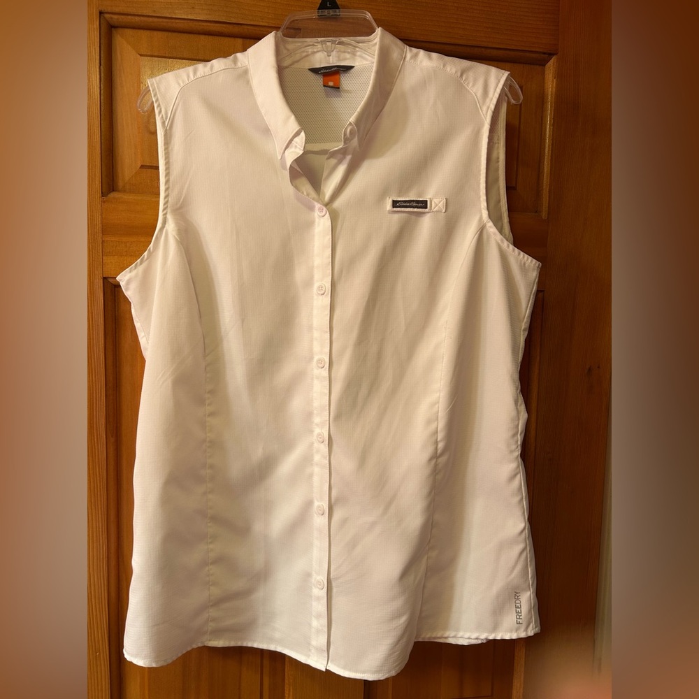 Eddie Bauer white Adventure Pro ripstop sleeveless UV protection button up, L-T